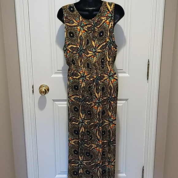 Gorgeous Abstract Print Maxi Dress - Picture 5 of 5